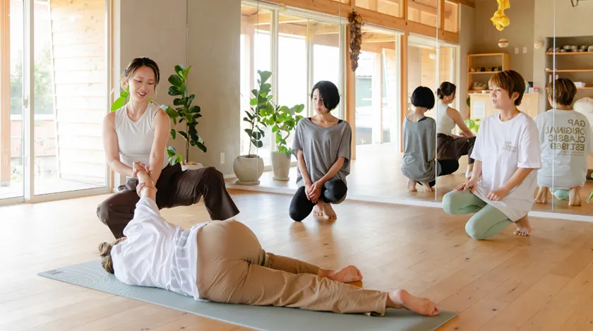 ボディクリーニング®︎セラピスト養成講座｜MUQU - 骨格メソッド®︎ボディクリーニング専門スタジオ