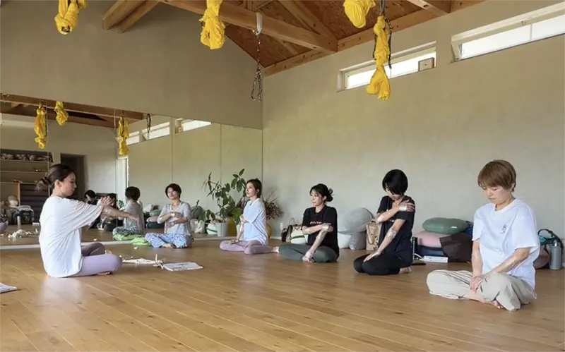 セルフケア グループレッスン|MUQU - 骨格メソッド®︎ボディクリーニング専門スタジオ